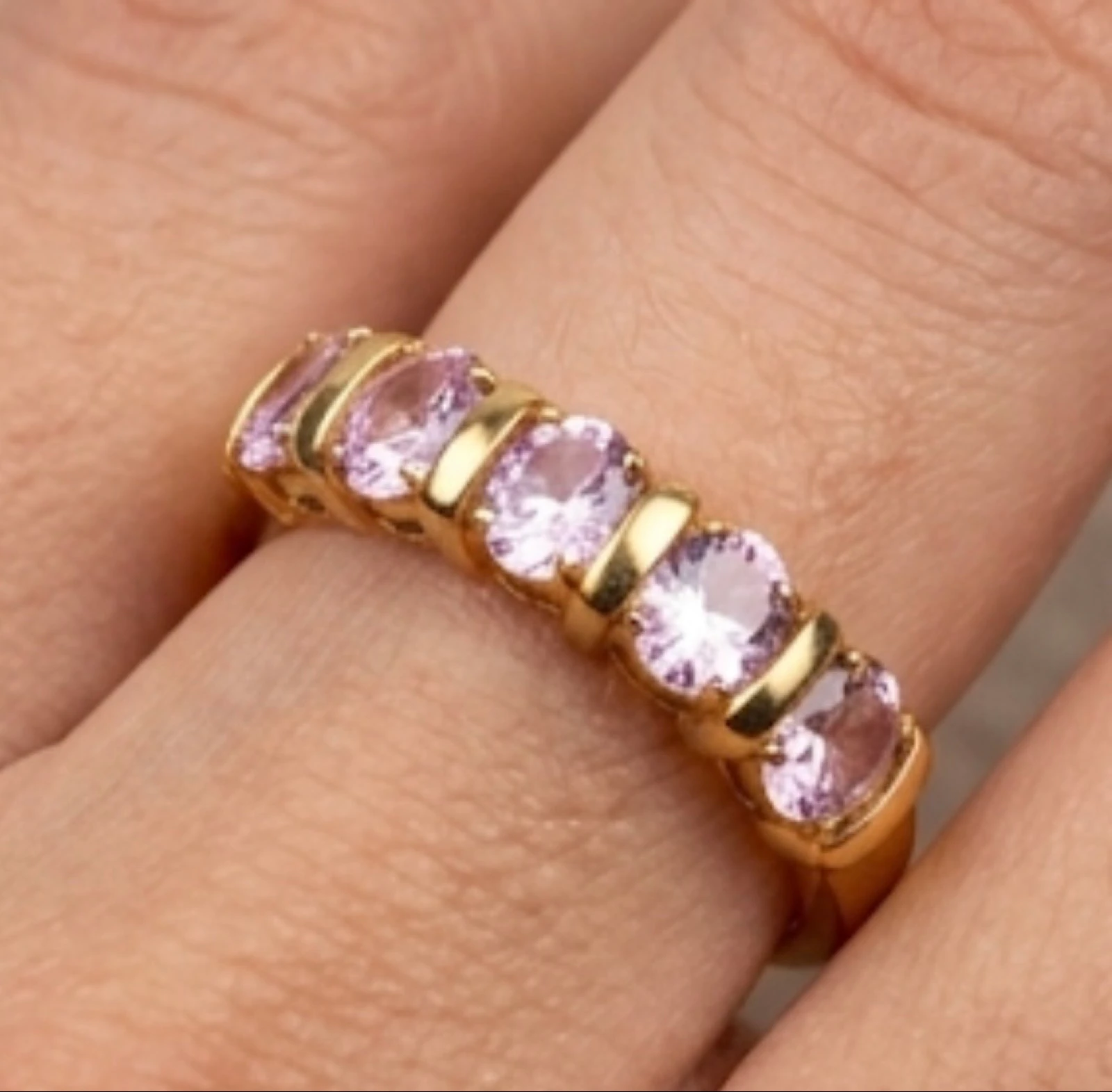Bague en plaqué or zircons roses